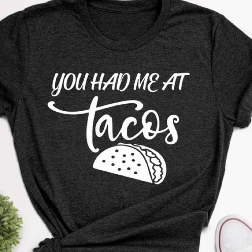 - Cute 🥰 Women 👕 t-shirt